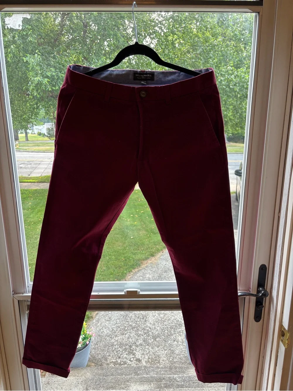 Banana Republic Burgundy Men's Chino Pants